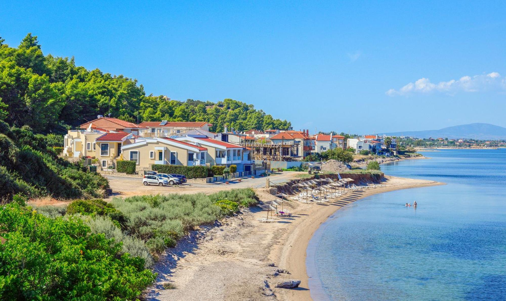 Elpiniki Luxury Apartments Nea Poteidaia Exterior photo